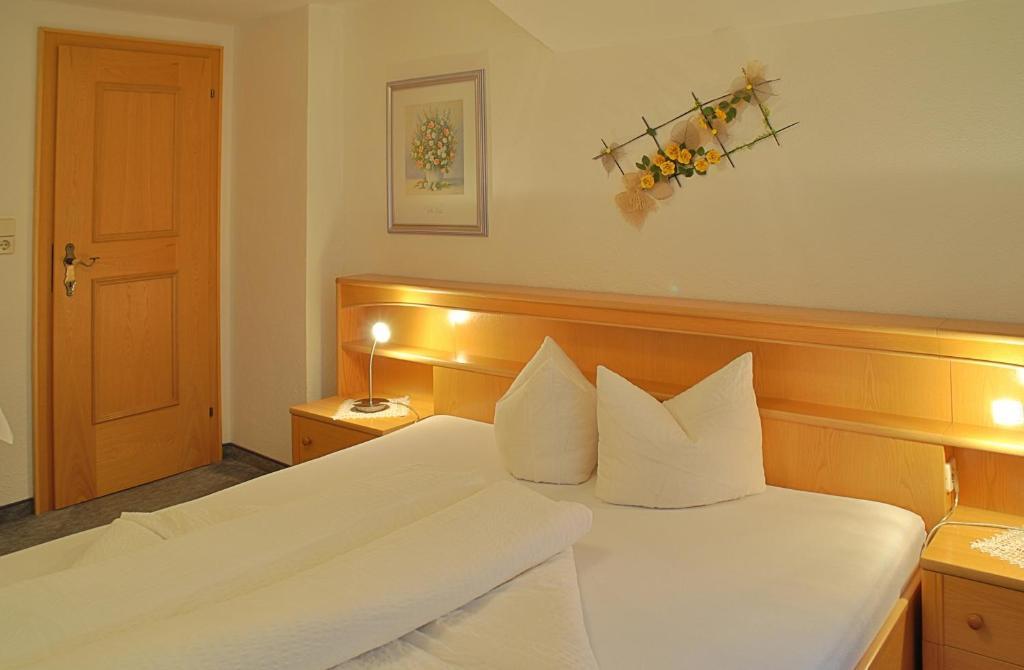 Gaestehaus Resi Jerzens Rom bilde