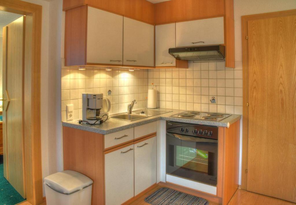 Gaestehaus Resi Jerzens Rom bilde